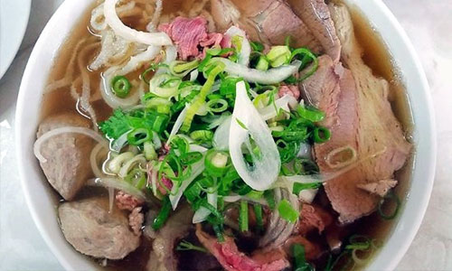 Vietnamese Pho Deluxe